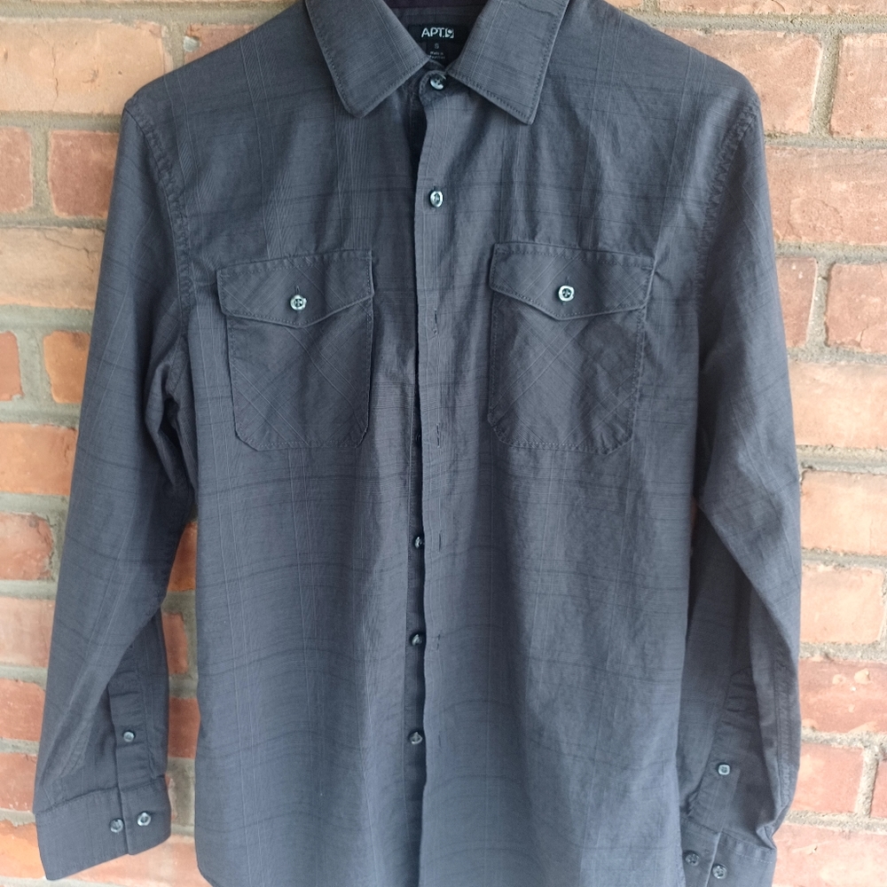 Bundle of 2 Button Down Shirts - Men's Size Small - Picture 2 of 9